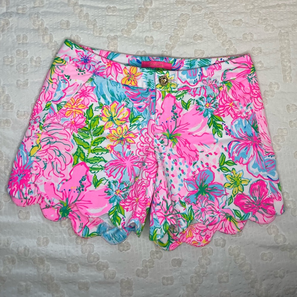 Lilly Pulitzer shorts size 2